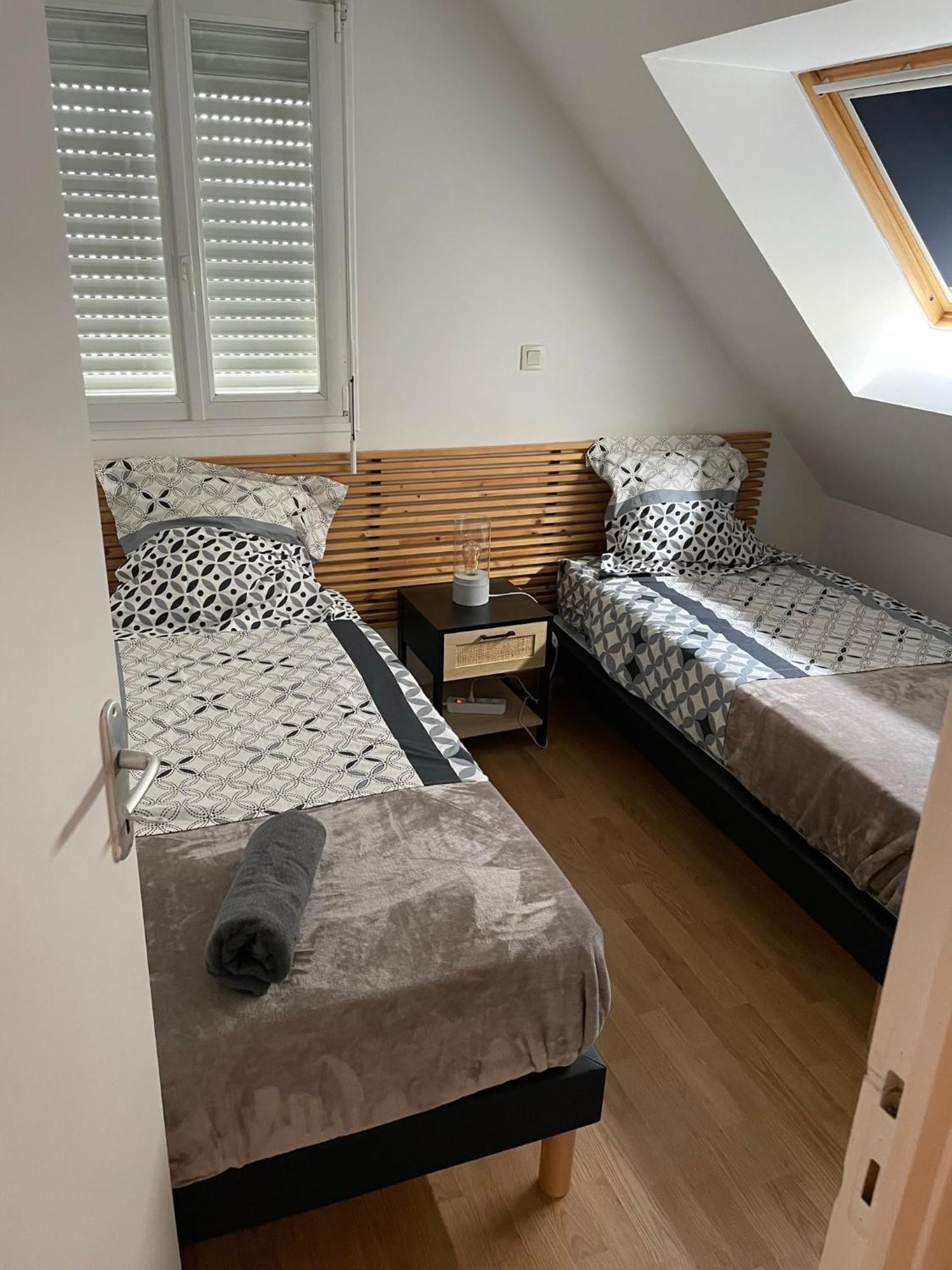 Jolie Maison Avec Jardin * Honfleur